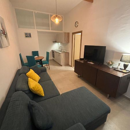 Apartment Kairos Trogir Exterior foto